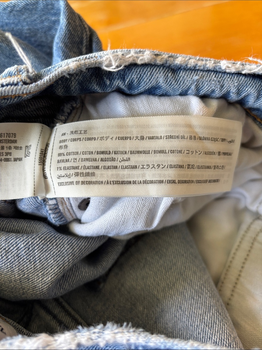 Abercrombie & Fitch The 90’s Relaxed Jean High Rise - Medium Wash, Size 28/6 S - Picture 7 of 7